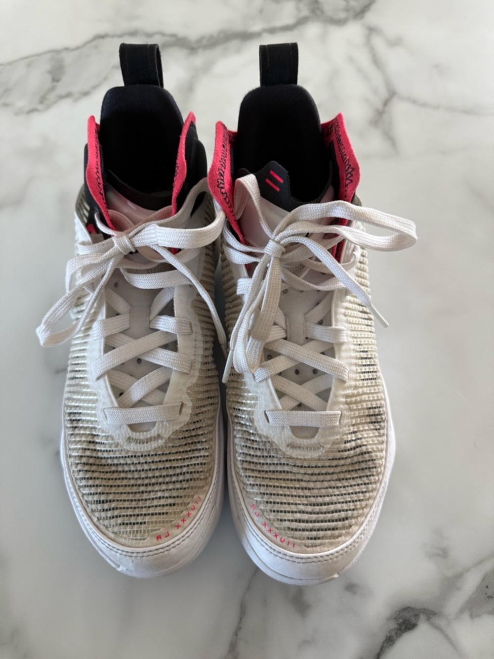 Jordan Air Jordan 37 GS White / Red / Black - Picture 3 of 6